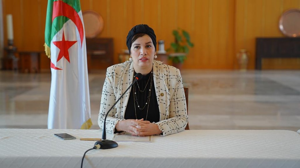 الوزيرة مولوجي: نحو استحداث أكاديمية لحقوق التأليف الجزائرية