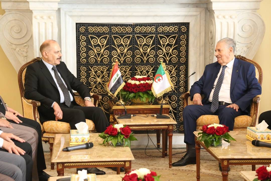 العراق يبدي استعداده لتكثيف التعاون مع الجزائر