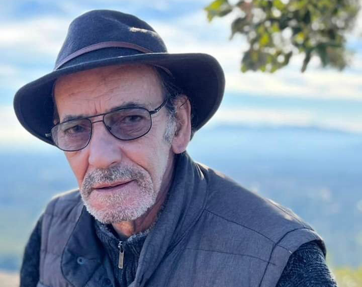 وفاة المخرج السينمائي نصر الدين قنيفي عن عمر يناهز 79 عاما