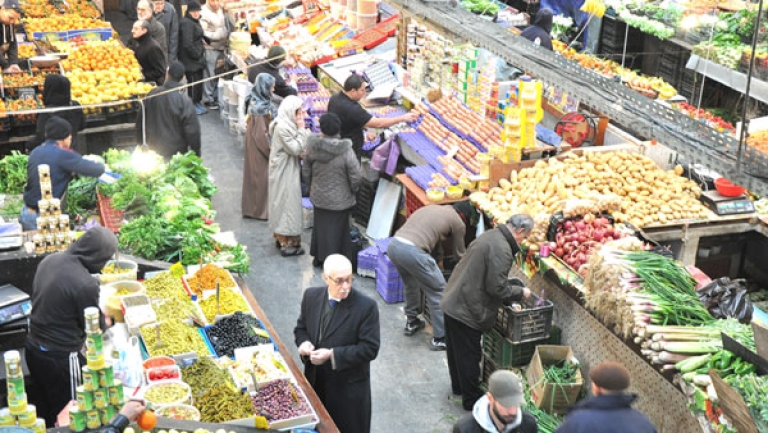 الحكومة تدرس ضبط السوق وتوفير المنتجات خلال رمضان