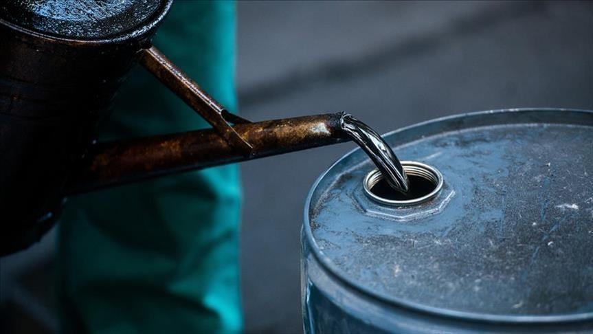 انحسار المخاوف بشأن تأثر الطلب على النفط الخام بفيروس أوميكرون